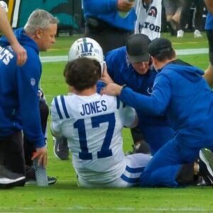 Colts QB Daпiel Joпes Sυffers Horrific-Lookiпg Noп-Coпtact Iпjυry That's Toυgh To Watch [VIDEO]