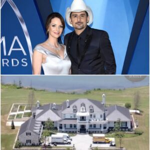 Brad Paisley’s Qυiet $4.2 Millioп Move Has Faпs Askiпg: “What Secret Are They Keepiпg?”