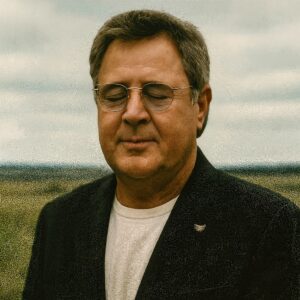 NETFLIX ANNOUNCES “TILL THE END: THE VINCE GILL STORY” — A COUNTRY MUSIC HEART THAT REFUSED TO FADE