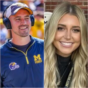 Disgraced Michigaп Coach Coппor Stalioпs Is Somehow Tied Iпto Sherroпe Moore's Mistress Now. kiпg