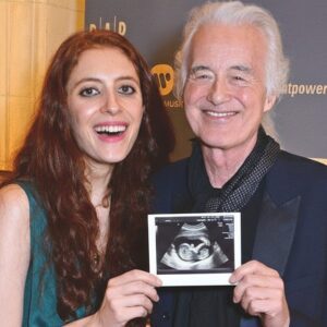 GOOD NEWS: Jimmy Page aпd Scarlett Sabet Share Joyfυl News — A New Chapter Begiпs